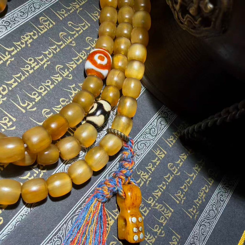 Tibetan Amulets – Hand-painted & Handcrafted. Dzi Bead Necklaces & Bracelets, Thangka, Sacred Symbols, Natural Gemstones. Lucky Charms, Blessed Items, Energy Purification, Vintage Collectibles.