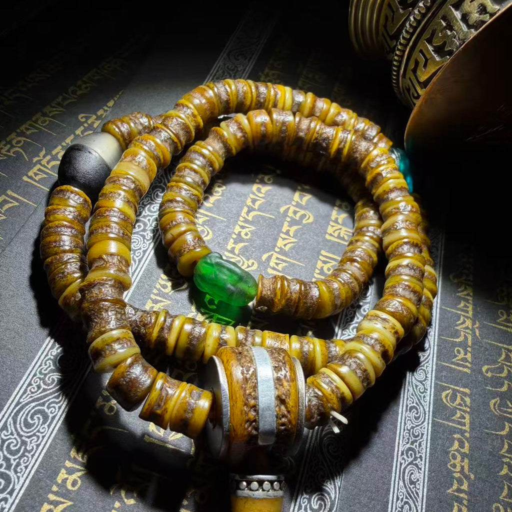 Tibetan Amulets – Hand-painted & Handcrafted. Dzi Bead Necklaces & Bracelets, Thangka, Sacred Symbols, Natural Gemstones. Lucky Charms, Blessed Items, Energy Purification, Vintage Collectibles.