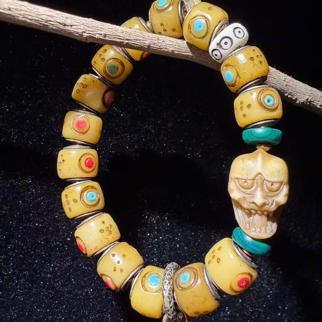 Tibetan Amulets – Hand-painted & Handcrafted. Dzi Bead Necklaces & Bracelets, Thangka, Sacred Symbols, Natural Gemstones. Lucky Charms, Blessed Items, Energy Purification, Vintage Collectibles.