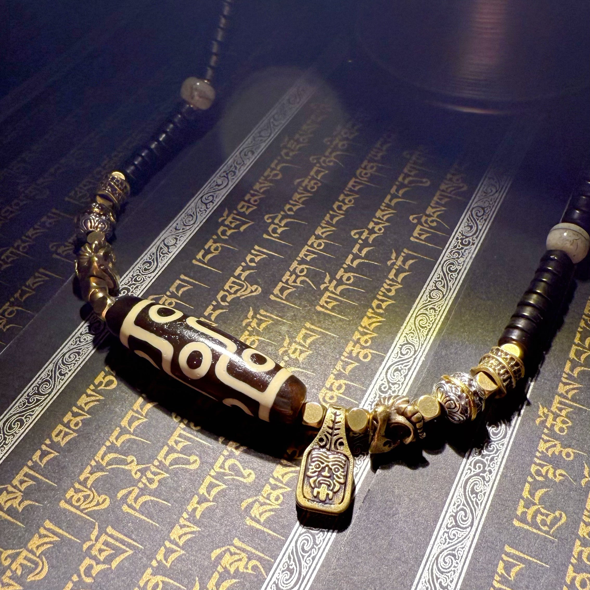 Tibetan Amulets – Hand-painted & Handcrafted. Dzi Bead Necklaces & Bracelets, Thangka, Sacred Symbols, Natural Gemstones. Lucky Charms, Blessed Items, Energy Purification, Vintage Collectibles.