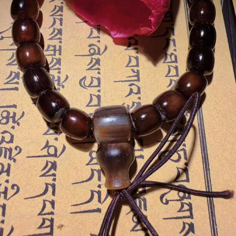 Tibetan Amulets – Hand-painted & Handcrafted. Dzi Bead Necklaces & Bracelets, Thangka, Sacred Symbols, Natural Gemstones. Lucky Charms, Blessed Items, Energy Purification, Vintage Collectibles.