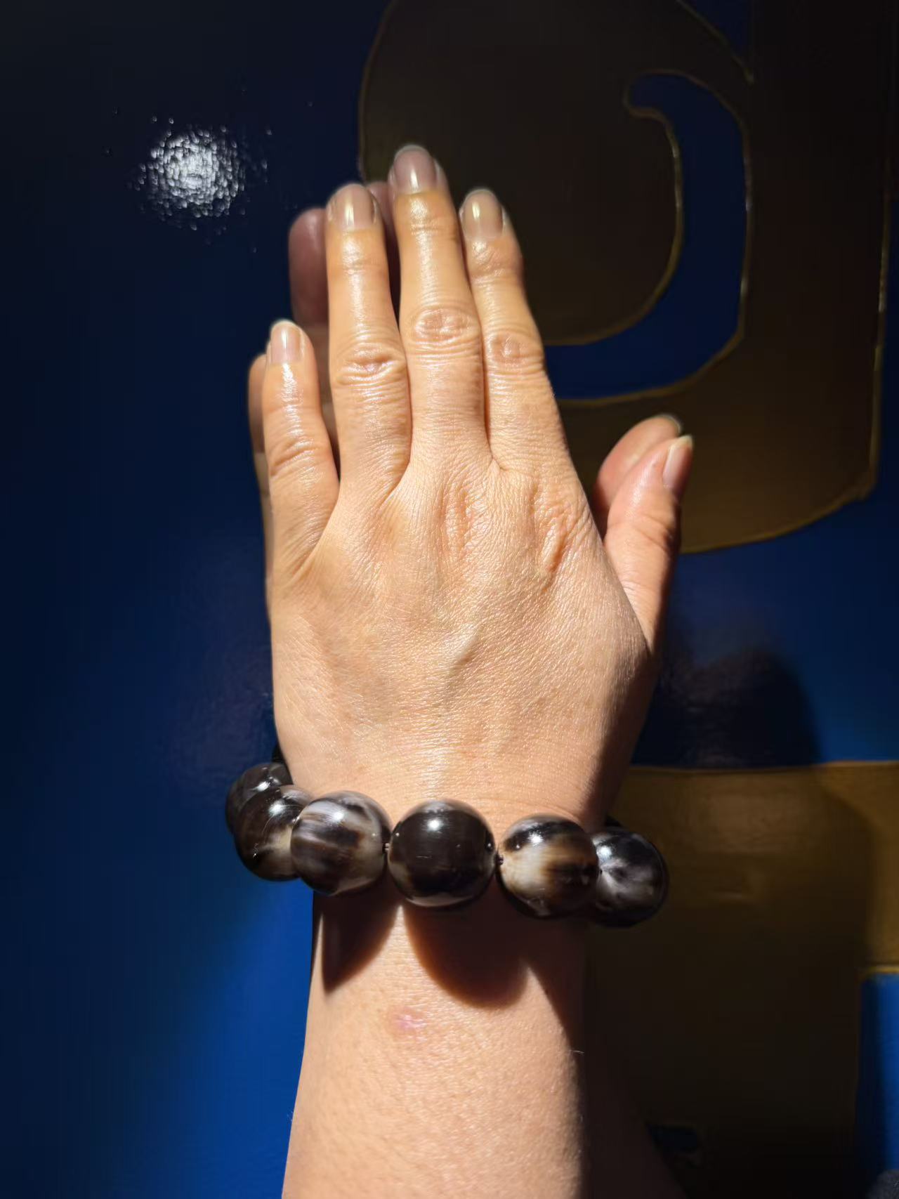 Tibetan Amulets – Hand-painted & Handcrafted. Dzi Bead Necklaces & Bracelets, Thangka, Sacred Symbols, Natural Gemstones. Lucky Charms, Blessed Items, Energy Purification, Vintage Collectibles.