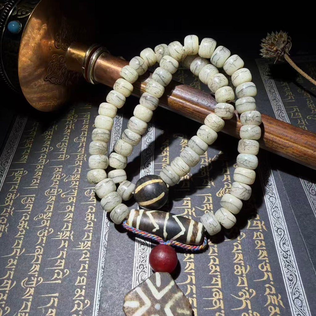 Tibetan Amulets – Hand-painted & Handcrafted. Dzi Bead Necklaces & Bracelets, Thangka, Sacred Symbols, Natural Gemstones. Lucky Charms, Blessed Items, Energy Purification, Vintage Collectibles.