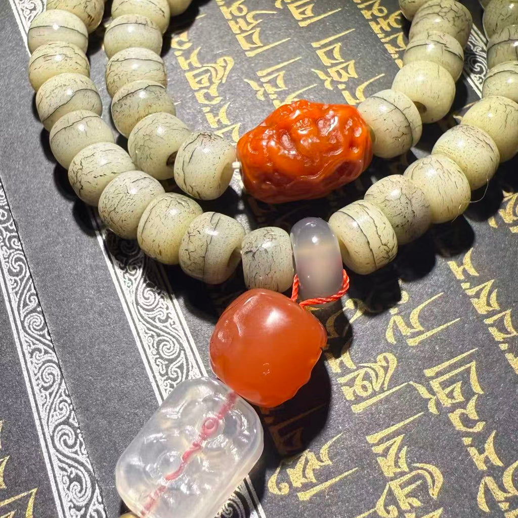 Tibetan Amulets – Hand-painted & Handcrafted. Dzi Bead Necklaces & Bracelets, Thangka, Sacred Symbols, Natural Gemstones. Lucky Charms, Blessed Items, Energy Purification, Vintage Collectibles.