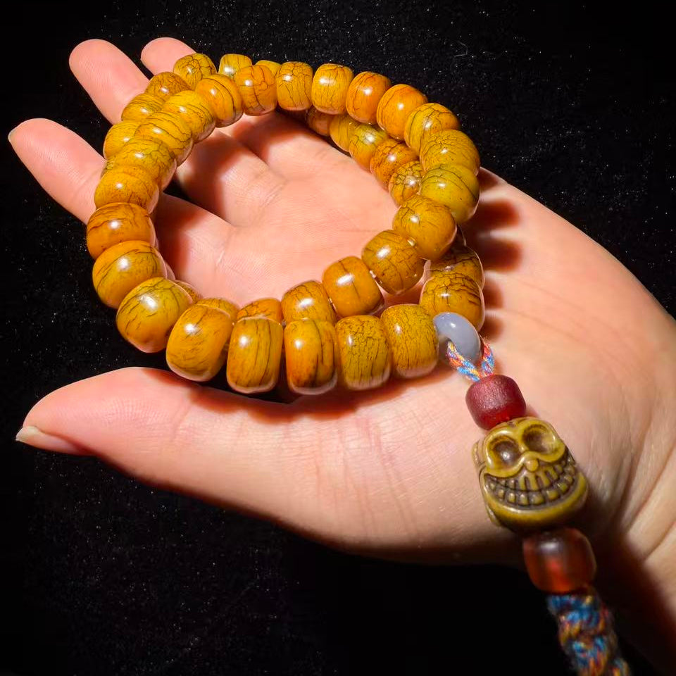 Tibetan Amulets – Hand-painted & Handcrafted. Dzi Bead Necklaces & Bracelets, Thangka, Sacred Symbols, Natural Gemstones. Lucky Charms, Blessed Items, Energy Purification, Vintage Collectibles.