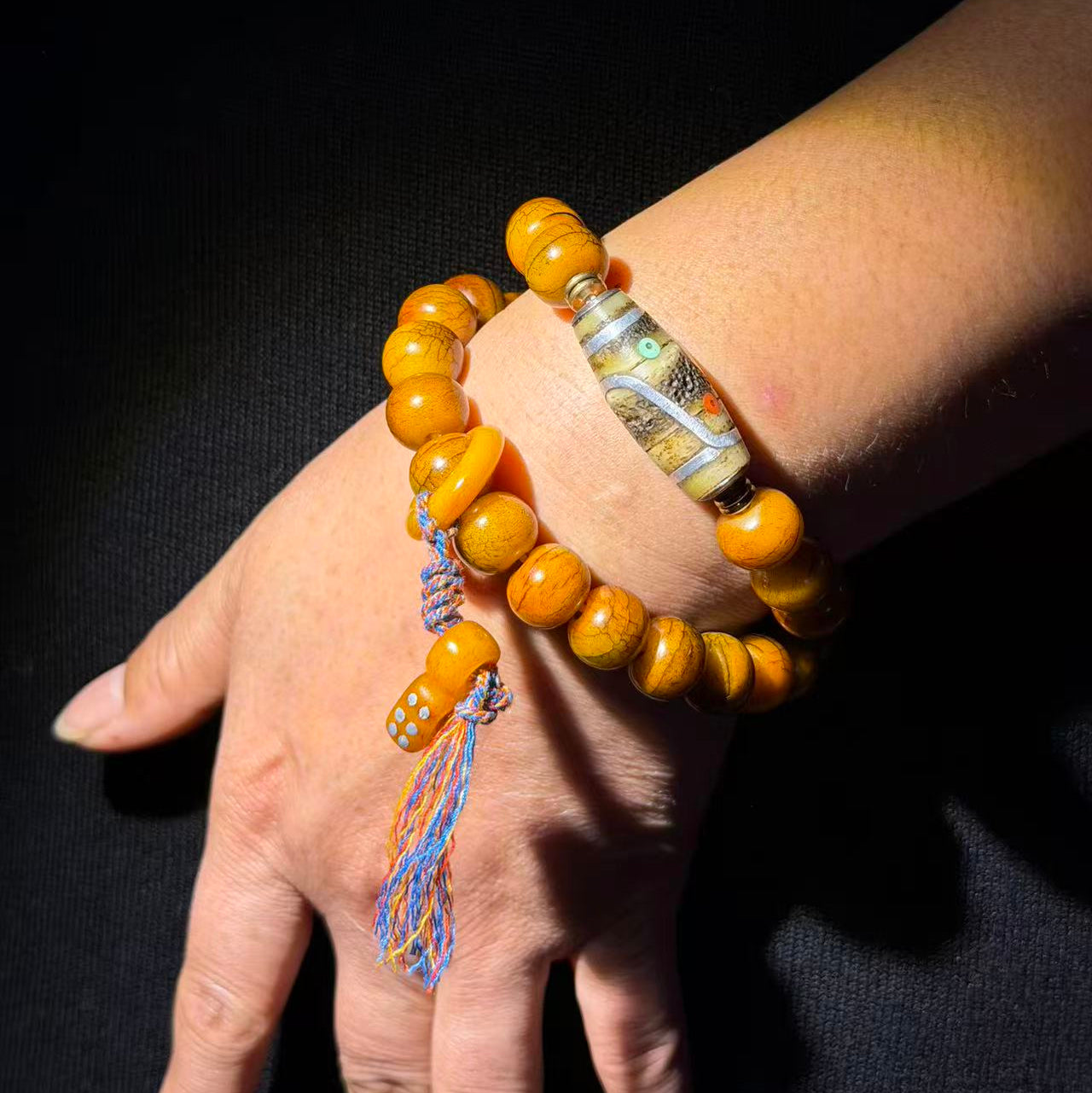 Tibetan Amulets – Hand-painted & Handcrafted. Dzi Bead Necklaces & Bracelets, Thangka, Sacred Symbols, Natural Gemstones. Lucky Charms, Blessed Items, Energy Purification, Vintage Collectibles.