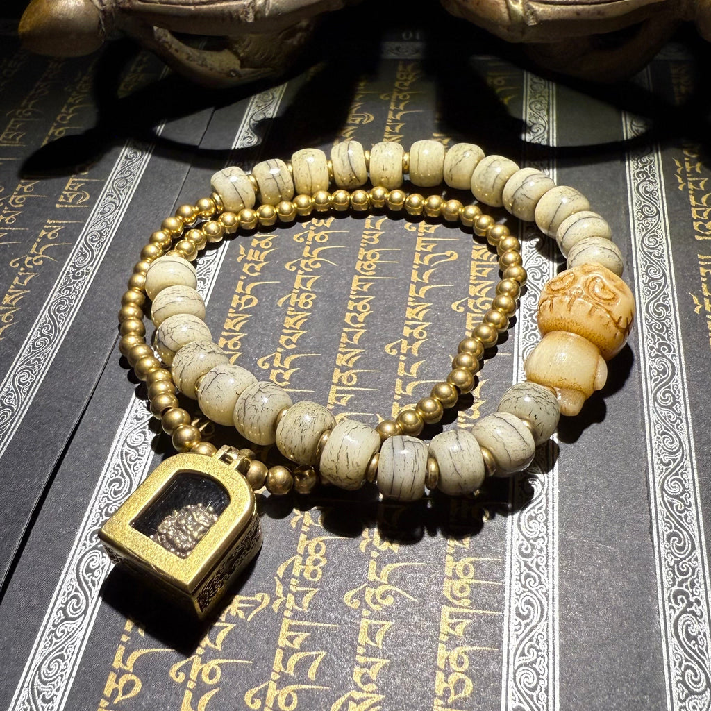 Tibetan Amulets – Hand-painted & Handcrafted. Dzi Bead Necklaces & Bracelets, Thangka, Sacred Symbols, Natural Gemstones. Lucky Charms, Blessed Items, Energy Purification, Vintage Collectibles.