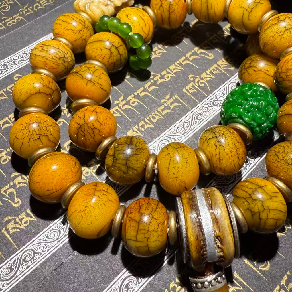 Tibetan Amulets – Hand-painted & Handcrafted. Dzi Bead Necklaces & Bracelets, Thangka, Sacred Symbols, Natural Gemstones. Lucky Charms, Blessed Items, Energy Purification, Vintage Collectibles.