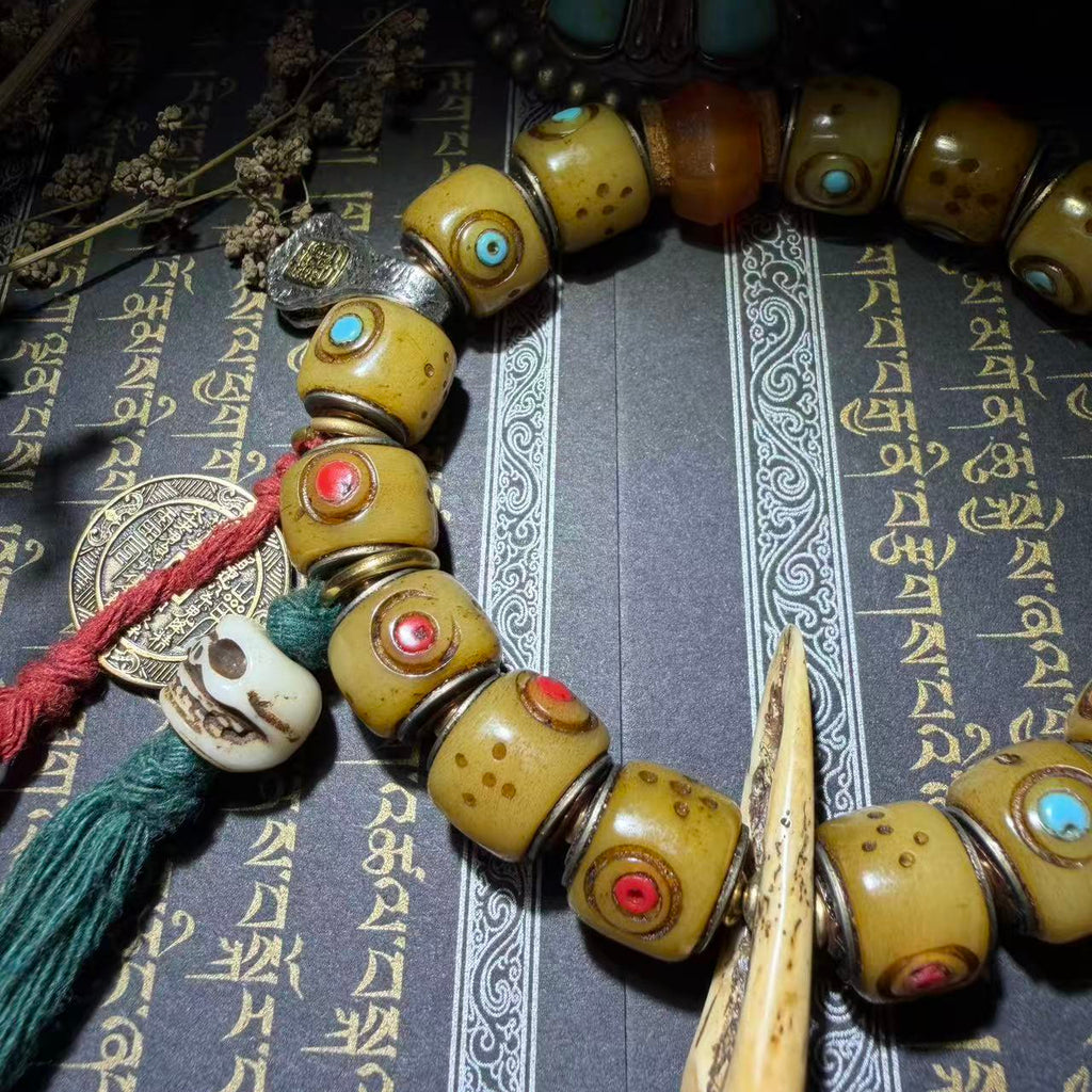 Tibetan Amulets – Hand-painted & Handcrafted. Dzi Bead Necklaces & Bracelets, Thangka, Sacred Symbols, Natural Gemstones. Lucky Charms, Blessed Items, Energy Purification, Vintage Collectibles.