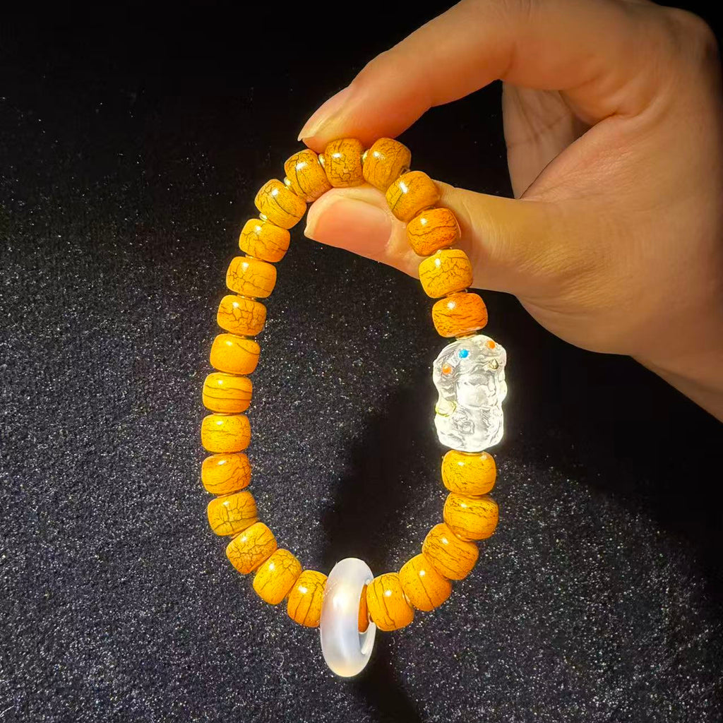 Tibetan Amulets – Hand-painted & Handcrafted. Dzi Bead Necklaces & Bracelets, Thangka, Sacred Symbols, Natural Gemstones. Lucky Charms, Blessed Items, Energy Purification, Vintage Collectibles.