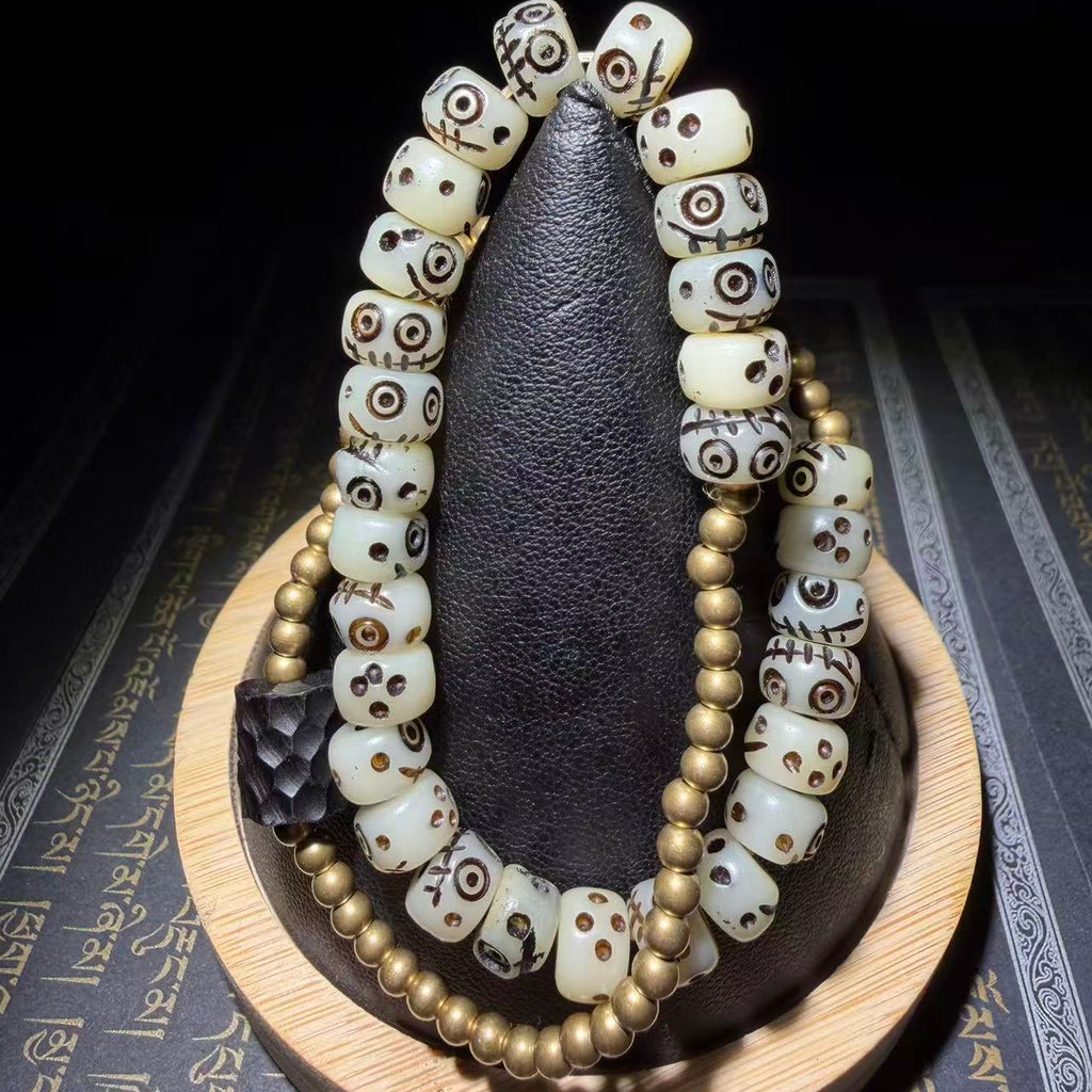 Tibetan Amulets – Hand-painted & Handcrafted. Dzi Bead Necklaces & Bracelets, Thangka, Sacred Symbols, Natural Gemstones. Lucky Charms, Blessed Items, Energy Purification, Vintage Collectibles.