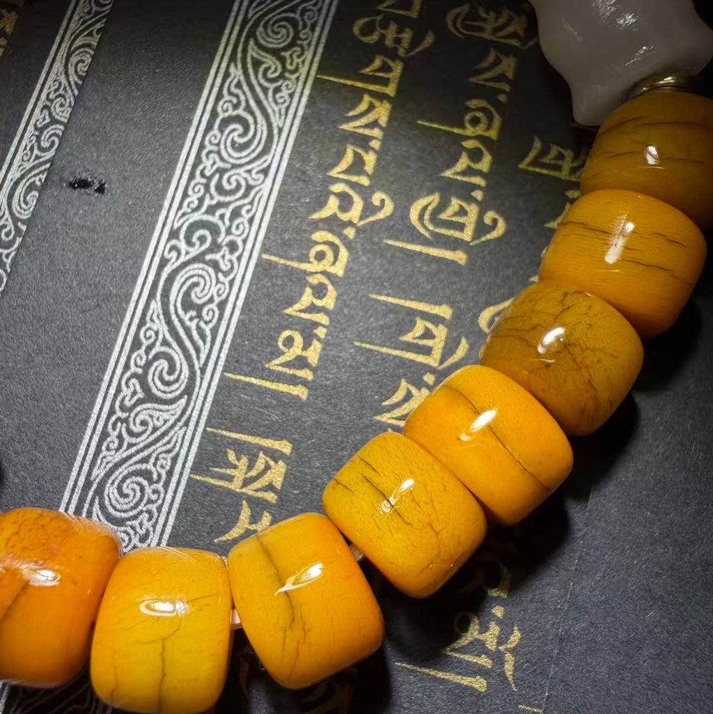 Tibetan Amulets – Hand-painted & Handcrafted. Dzi Bead Necklaces & Bracelets, Thangka, Sacred Symbols, Natural Gemstones. Lucky Charms, Blessed Items, Energy Purification, Vintage Collectibles.