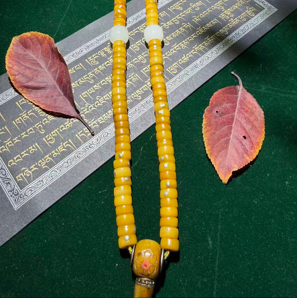 Tibetan Amulets – Hand-painted & Handcrafted. Dzi Bead Necklaces & Bracelets, Thangka, Sacred Symbols, Natural Gemstones. Lucky Charms, Blessed Items, Energy Purification, Vintage Collectibles.