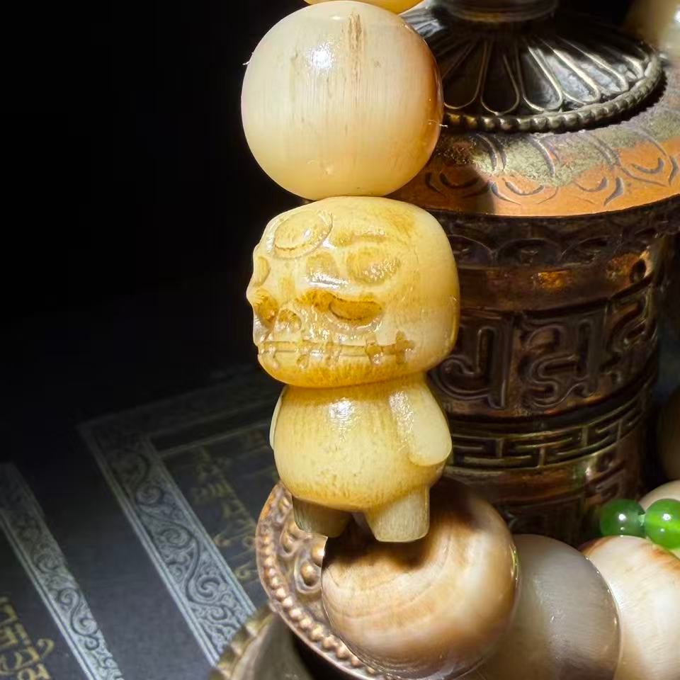 Tibetan Amulets – Hand-painted & Handcrafted. Dzi Bead Necklaces & Bracelets, Thangka, Sacred Symbols, Natural Gemstones. Lucky Charms, Blessed Items, Energy Purification, Vintage Collectibles.