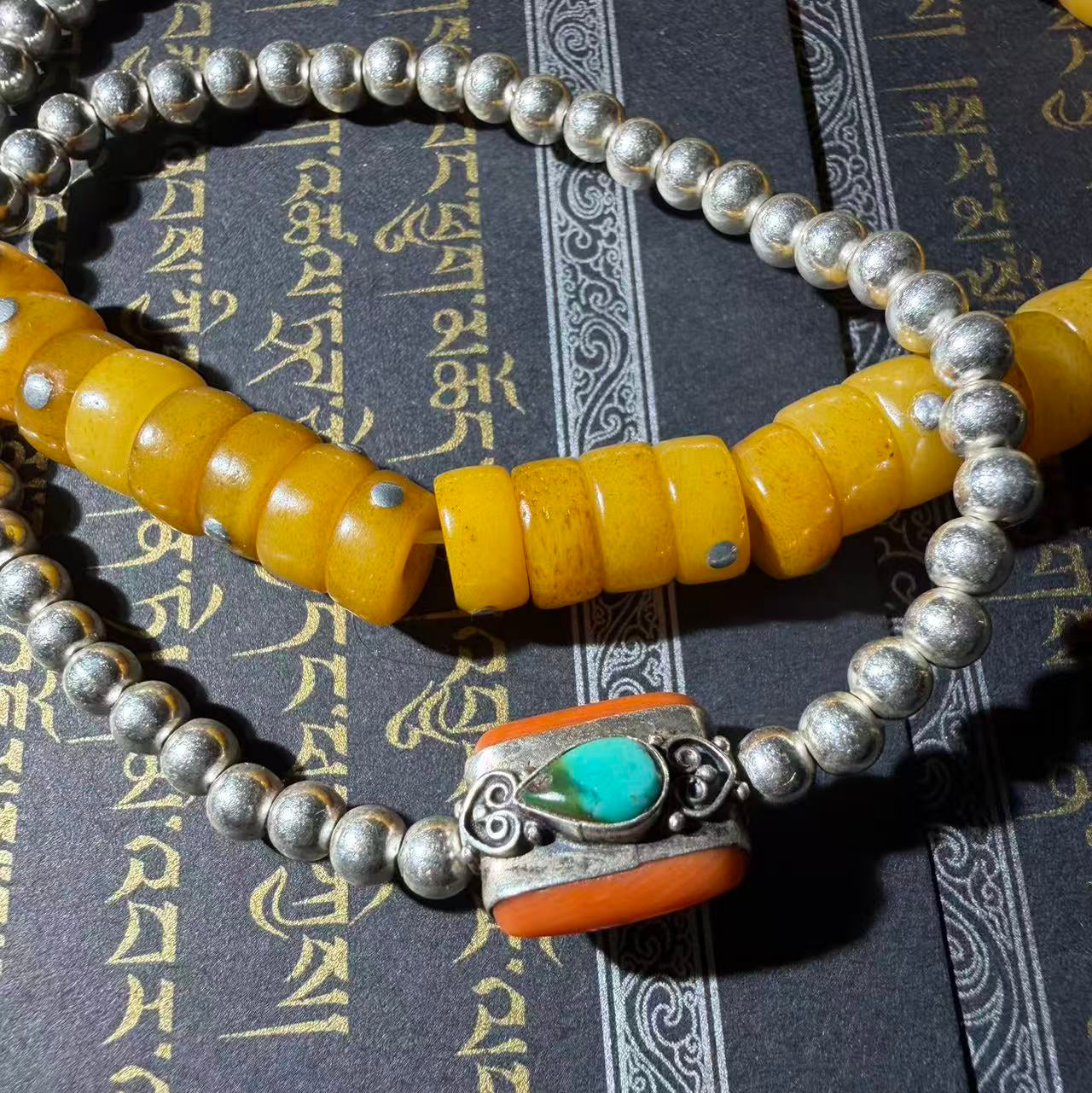 Tibetan Amulets – Hand-painted & Handcrafted. Dzi Bead Necklaces & Bracelets, Thangka, Sacred Symbols, Natural Gemstones. Lucky Charms, Blessed Items, Energy Purification, Vintage Collectibles.