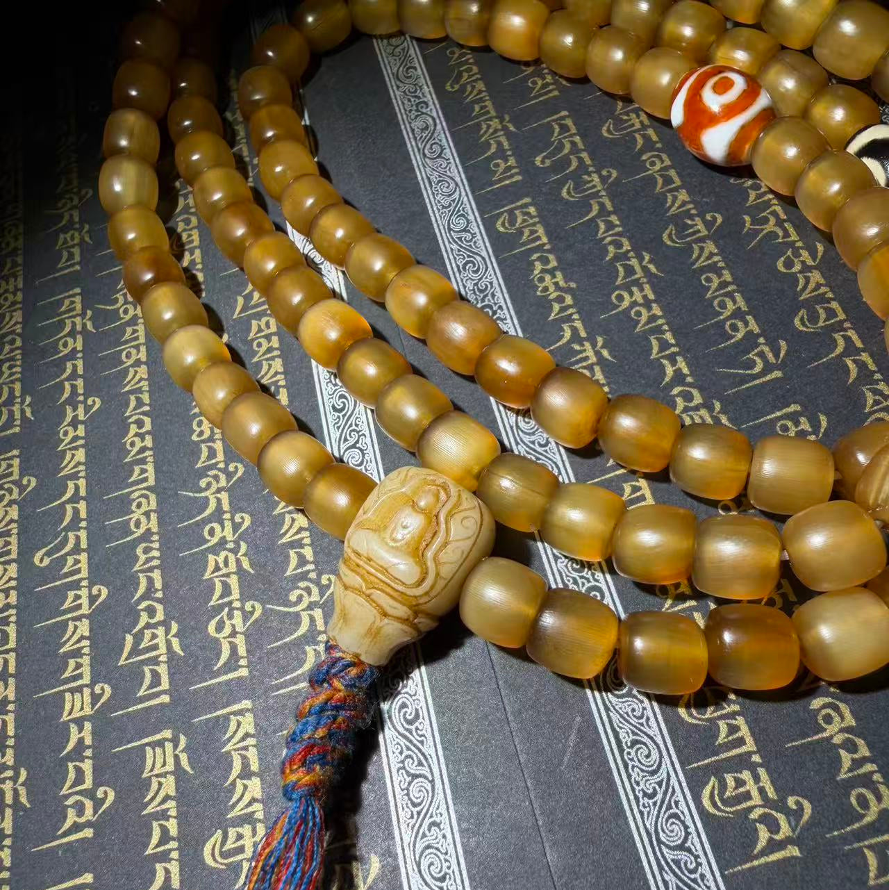 Tibetan Amulets – Hand-painted & Handcrafted. Dzi Bead Necklaces & Bracelets, Thangka, Sacred Symbols, Natural Gemstones. Lucky Charms, Blessed Items, Energy Purification, Vintage Collectibles.