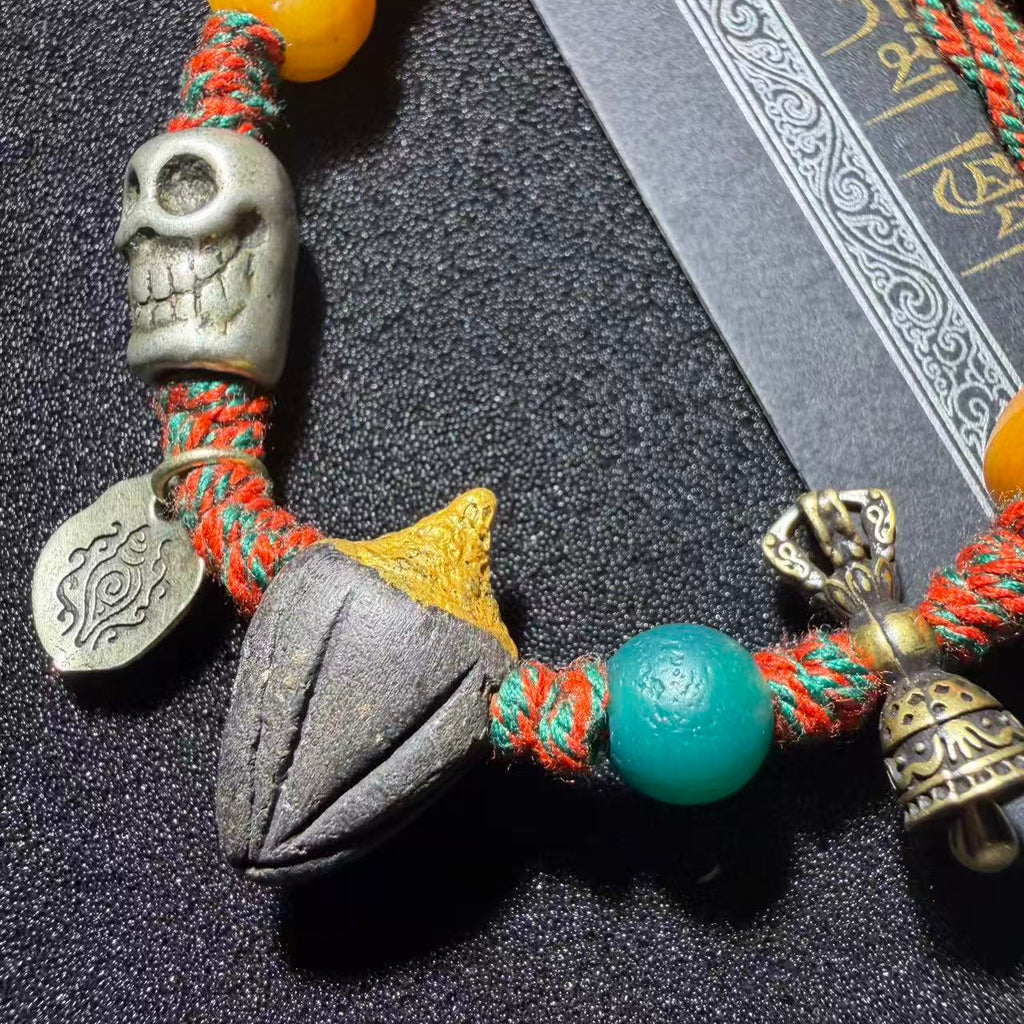 Tibetan Amulets – Hand-painted & Handcrafted. Dzi Bead Necklaces & Bracelets, Thangka, Sacred Symbols, Natural Gemstones. Lucky Charms, Blessed Items, Energy Purification, Vintage Collectibles.