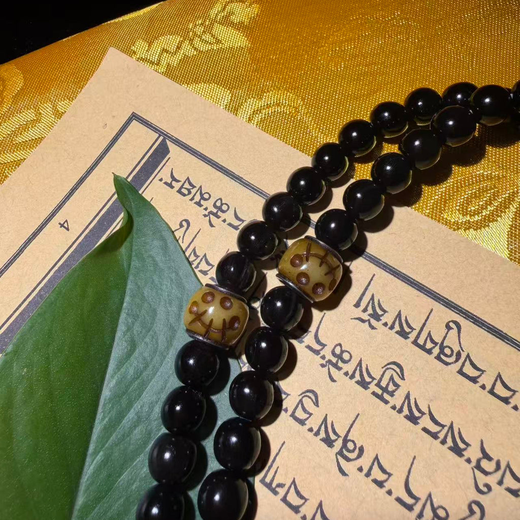 Tibetan Amulets – Hand-painted & Handcrafted. Dzi Bead Necklaces & Bracelets, Thangka, Sacred Symbols, Natural Gemstones. Lucky Charms, Blessed Items, Energy Purification, Vintage Collectibles.