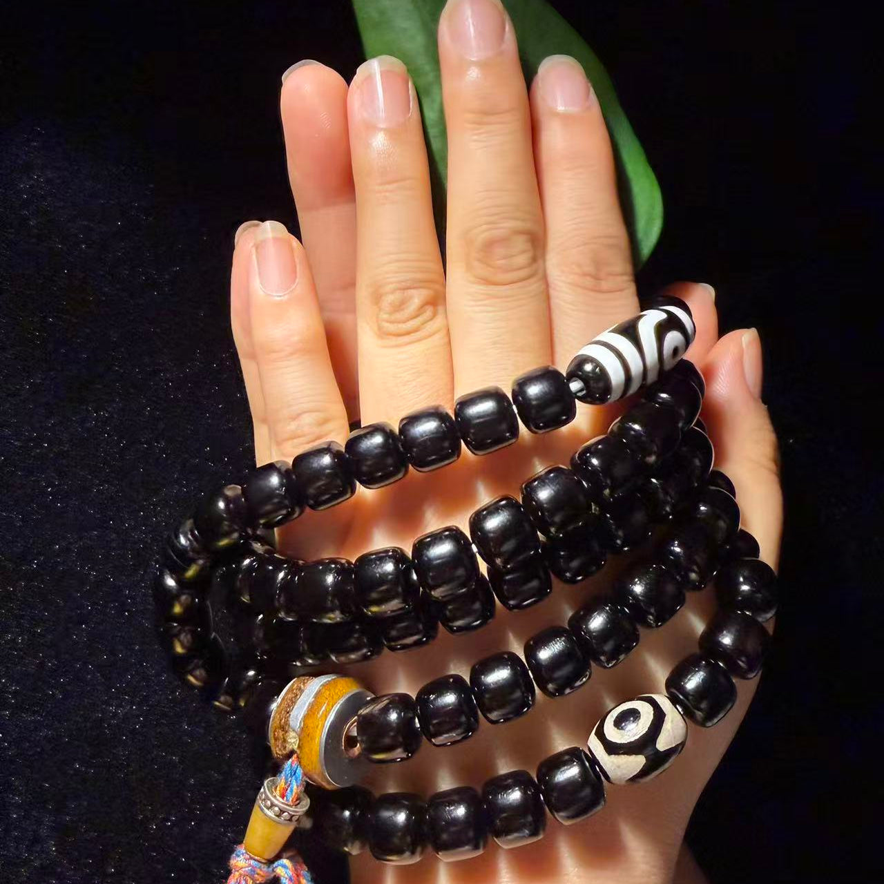 Tibetan Amulets – Hand-painted & Handcrafted. Dzi Bead Necklaces & Bracelets, Thangka, Sacred Symbols, Natural Gemstones. Lucky Charms, Blessed Items, Energy Purification, Vintage Collectibles.