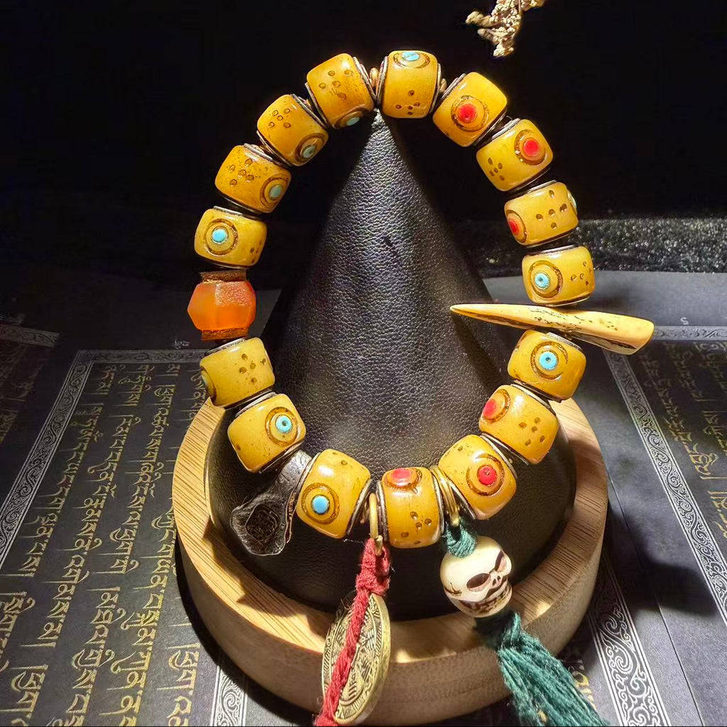Tibetan Amulets – Hand-painted & Handcrafted. Dzi Bead Necklaces & Bracelets, Thangka, Sacred Symbols, Natural Gemstones. Lucky Charms, Blessed Items, Energy Purification, Vintage Collectibles.