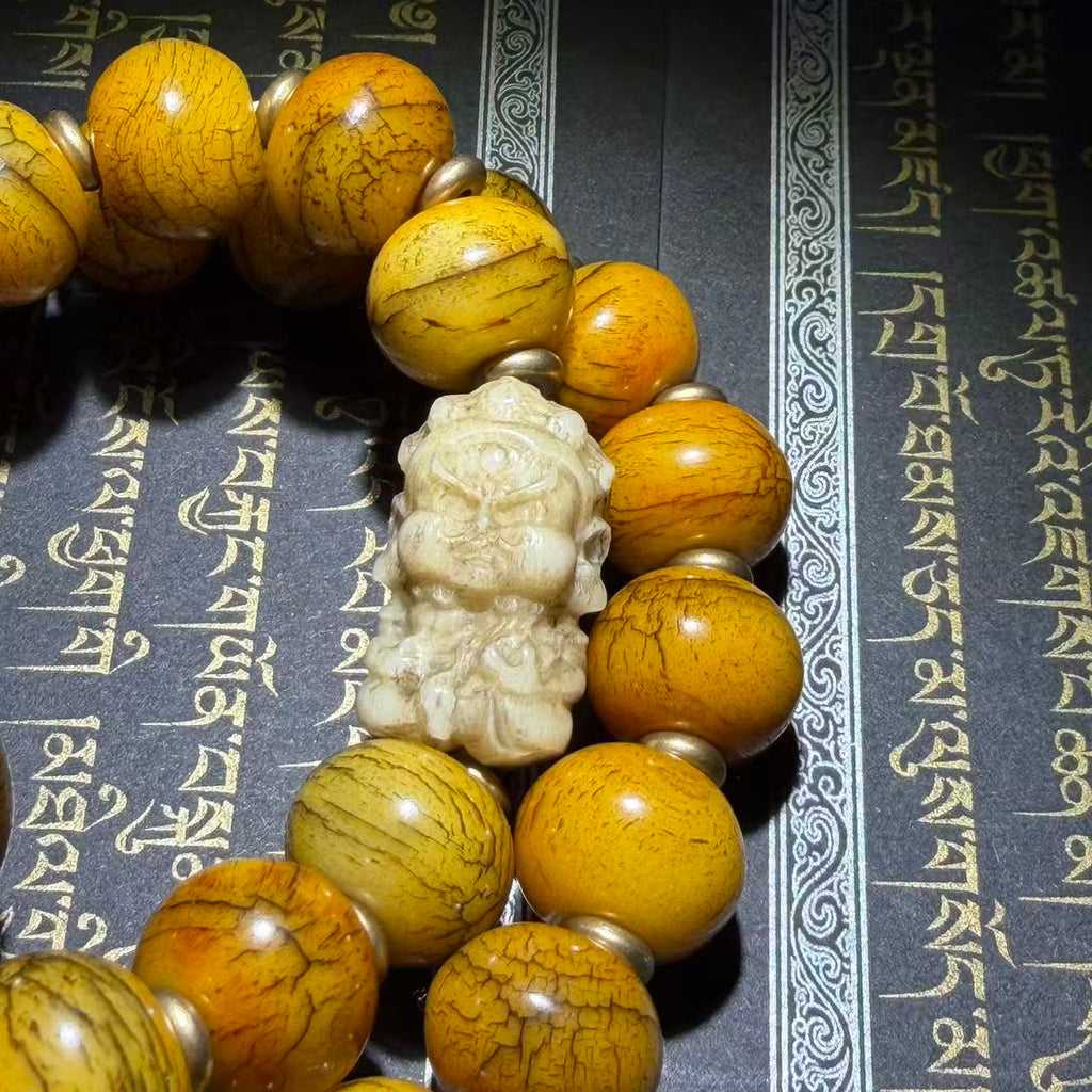 Tibetan Amulets – Hand-painted & Handcrafted. Dzi Bead Necklaces & Bracelets, Thangka, Sacred Symbols, Natural Gemstones. Lucky Charms, Blessed Items, Energy Purification, Vintage Collectibles.