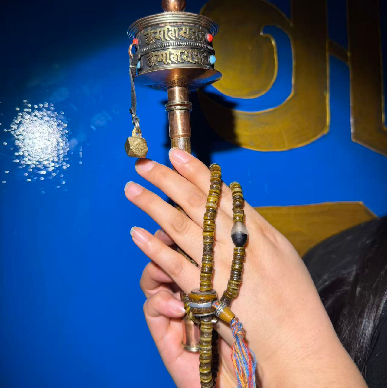 Tibetan Amulets – Hand-painted & Handcrafted. Dzi Bead Necklaces & Bracelets, Thangka, Sacred Symbols, Natural Gemstones. Lucky Charms, Blessed Items, Energy Purification, Vintage Collectibles.