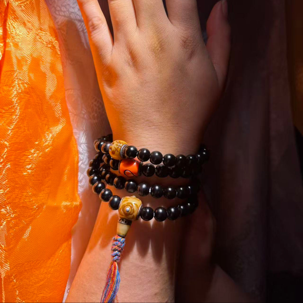 Tibetan Amulets – Hand-painted & Handcrafted. Dzi Bead Necklaces & Bracelets, Thangka, Sacred Symbols, Natural Gemstones. Lucky Charms, Blessed Items, Energy Purification, Vintage Collectibles.