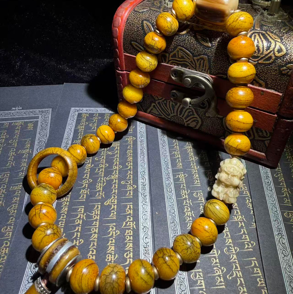 Tibetan Amulets – Hand-painted & Handcrafted. Dzi Bead Necklaces & Bracelets, Thangka, Sacred Symbols, Natural Gemstones. Lucky Charms, Blessed Items, Energy Purification, Vintage Collectibles.